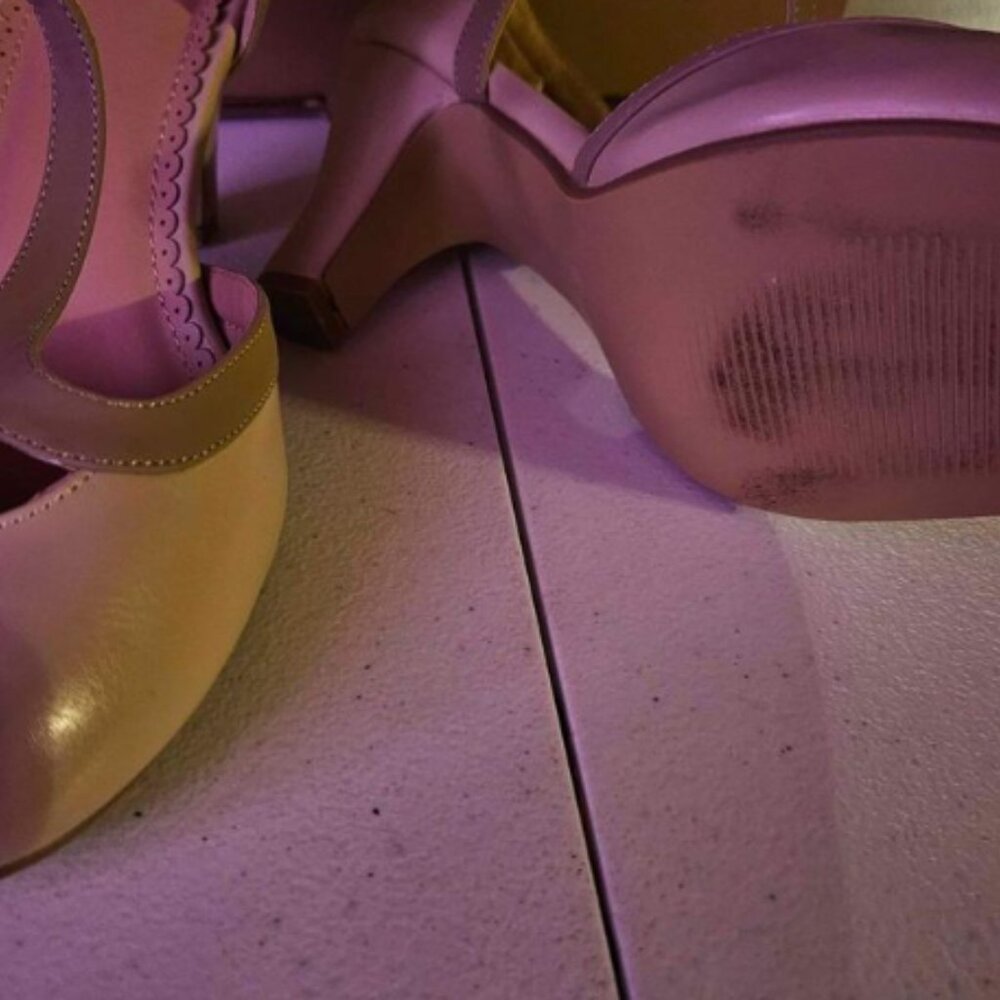 Journee Collection High Heels - Picture 3 of 4